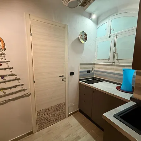 Wh - Casa Nina's - Mono Centro Apartmán Sanremo