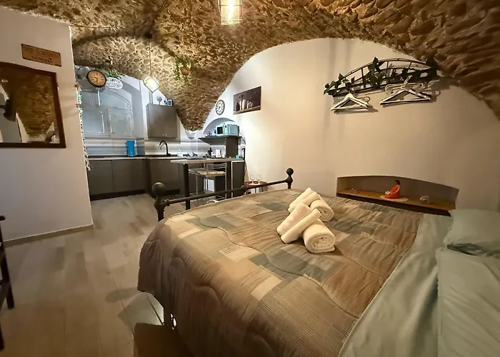 Wh - Casa Nina's - Mono Centro * Санремо